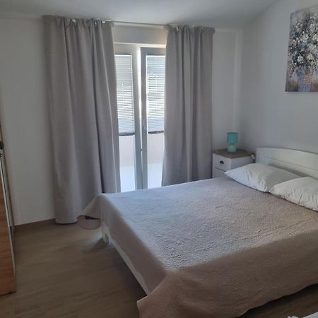 Juric Apartments Biograd Na Moru Exterior photo