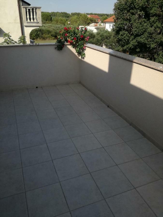 Juric Apartments Biograd Na Moru Exterior photo